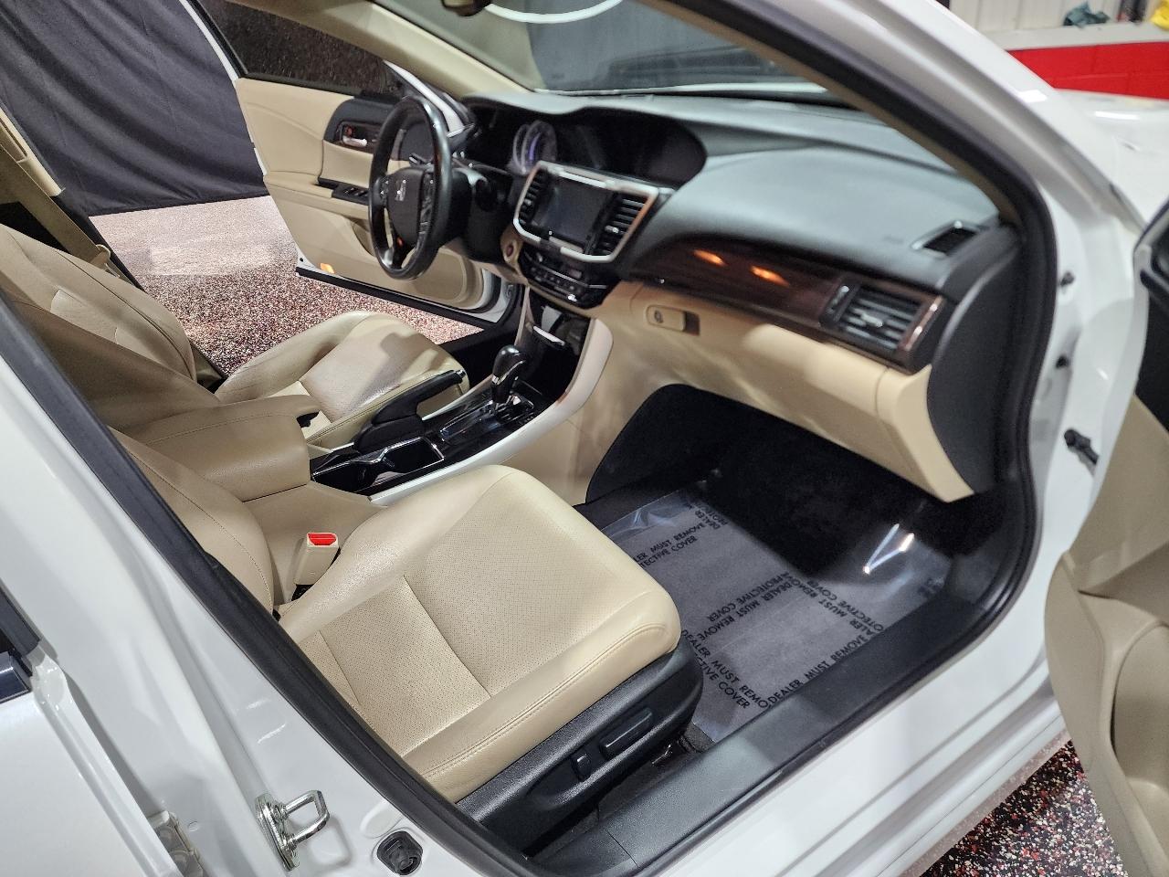 Honda Accord Sedan Touring Auto 2017