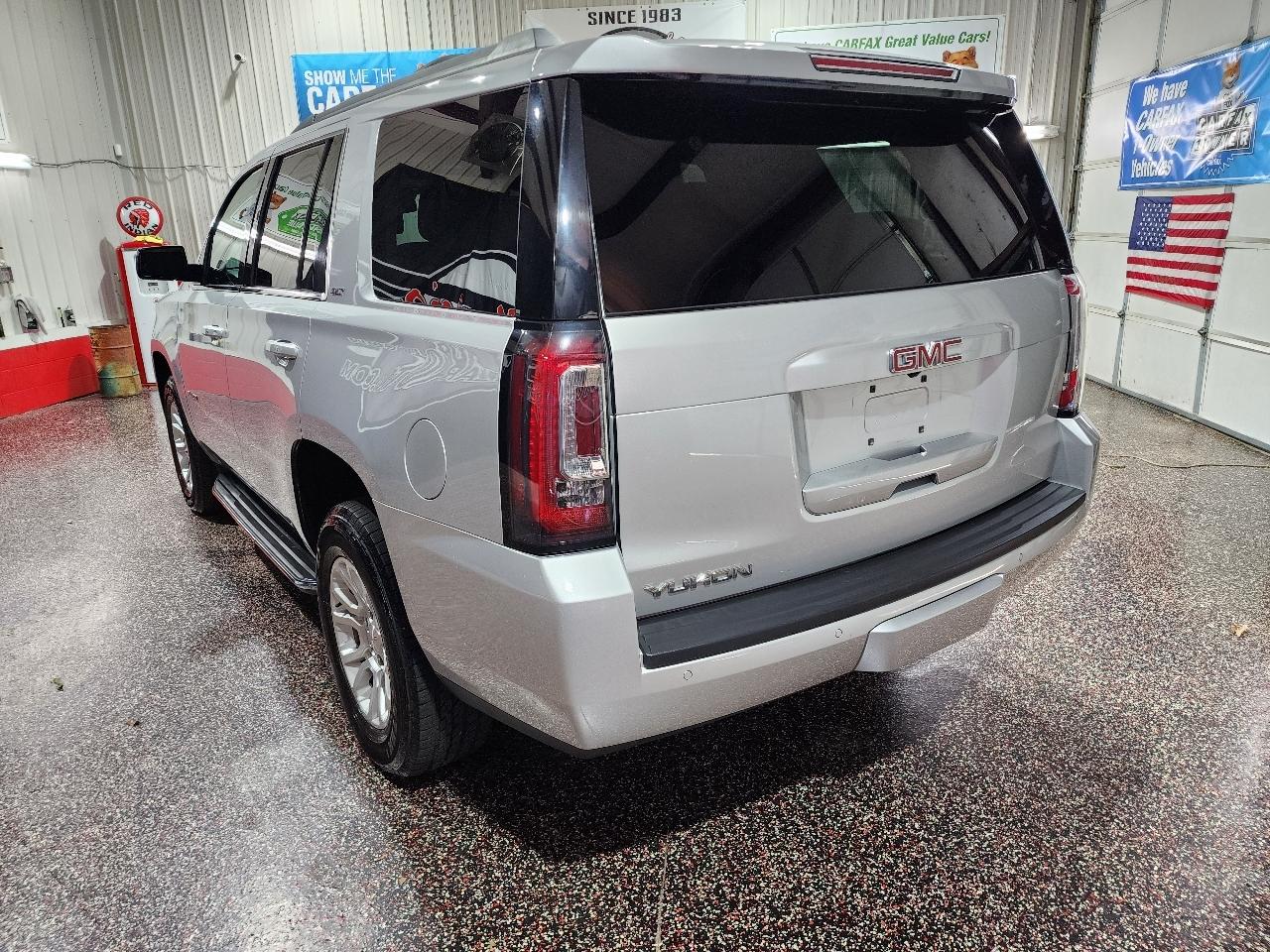 GMC Yukon 4WD 4dr SLT 2017