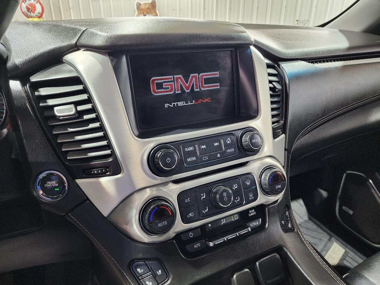 GMC Yukon 4WD 4dr SLT 2017