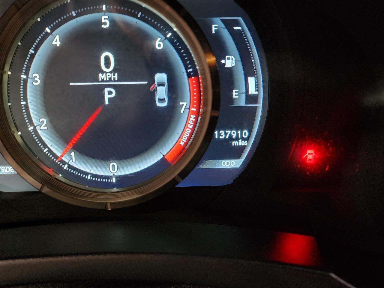 Lexus IS 350 4dr Sdn RWD 2016