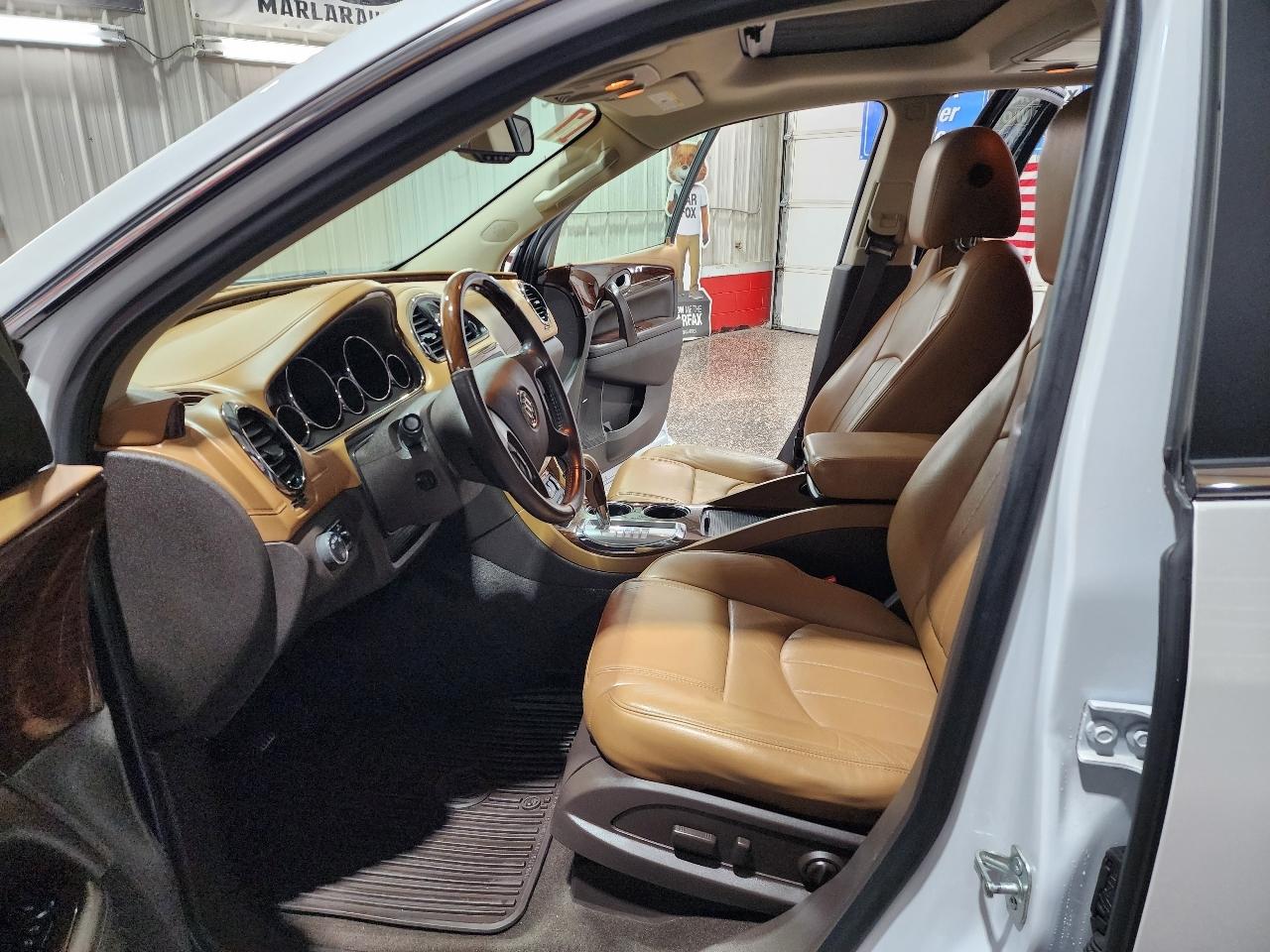 Buick Enclave AWD 4dr Premium 2017
