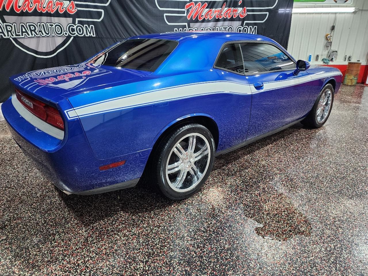 Dodge Challenger 2dr Cpe SXT 2012