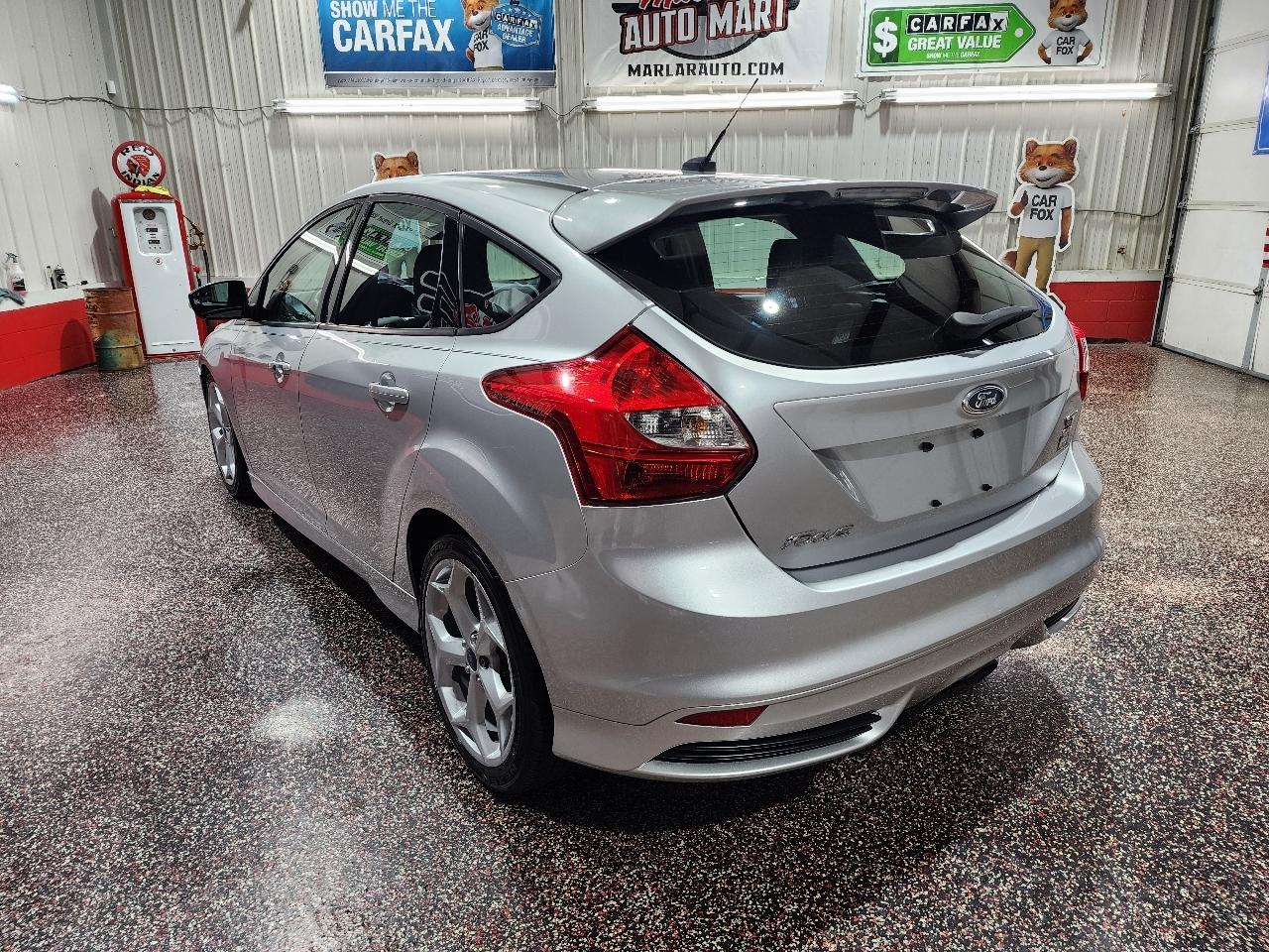 Ford Focus 5dr HB ST 2014