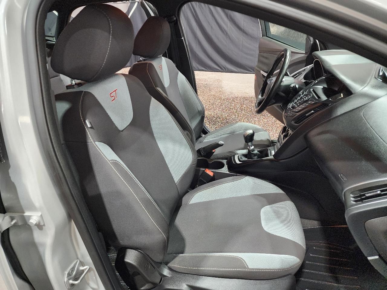 Ford Focus 5dr HB ST 2014