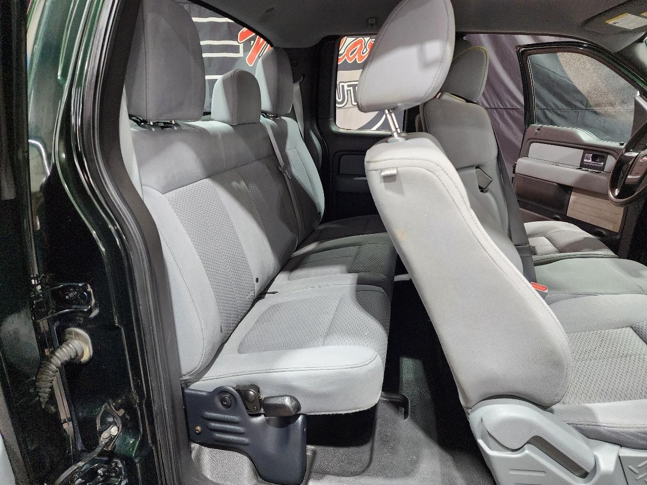 Ford F-150 4WD SuperCab 163" XL w/HD Payload Pkg 2012