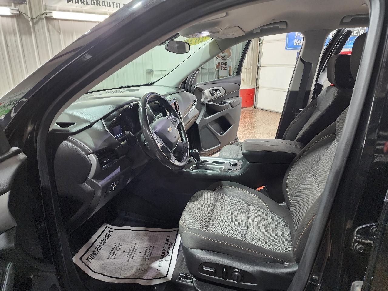 Chevrolet Traverse FWD 4dr LT Cloth w/1LT 2020
