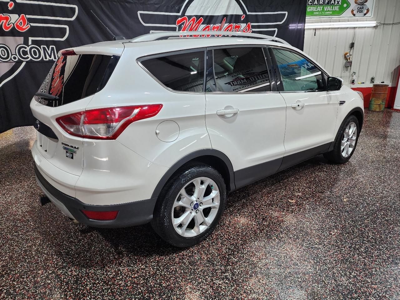 Ford Escape FWD 4dr Titanium 2016