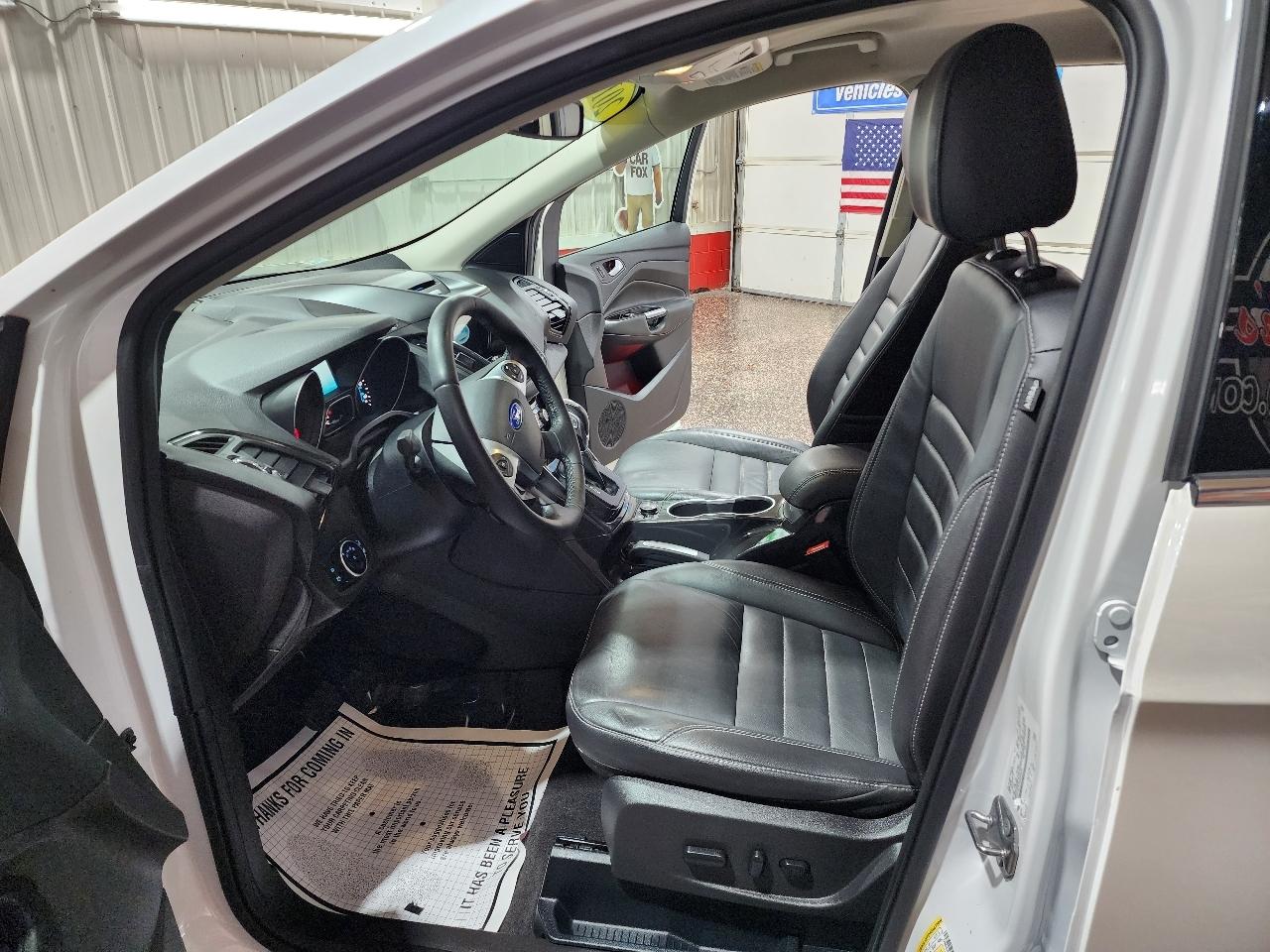 Ford Escape FWD 4dr Titanium 2016