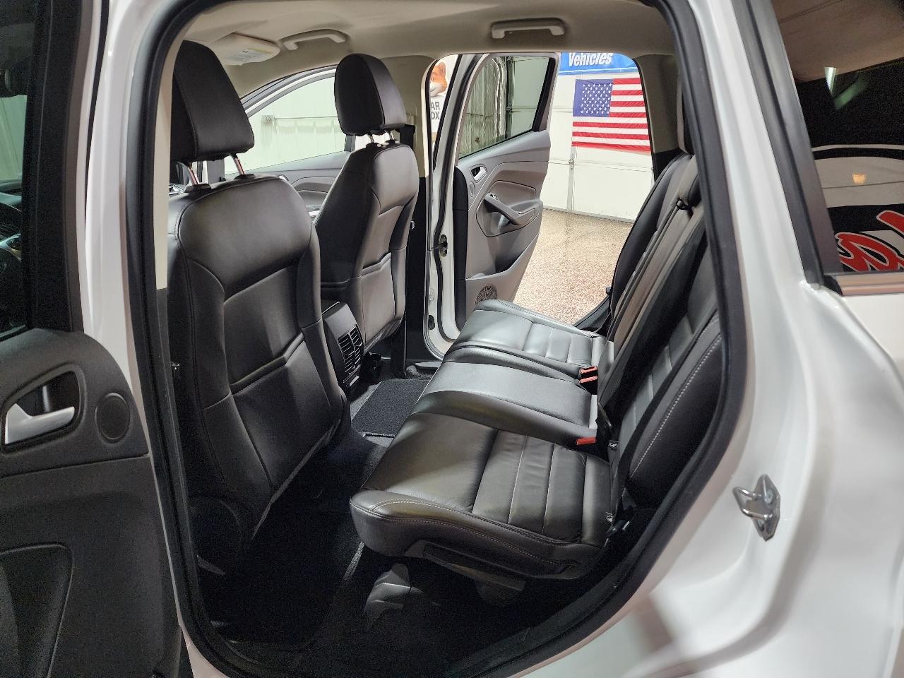 Ford Escape FWD 4dr Titanium 2016