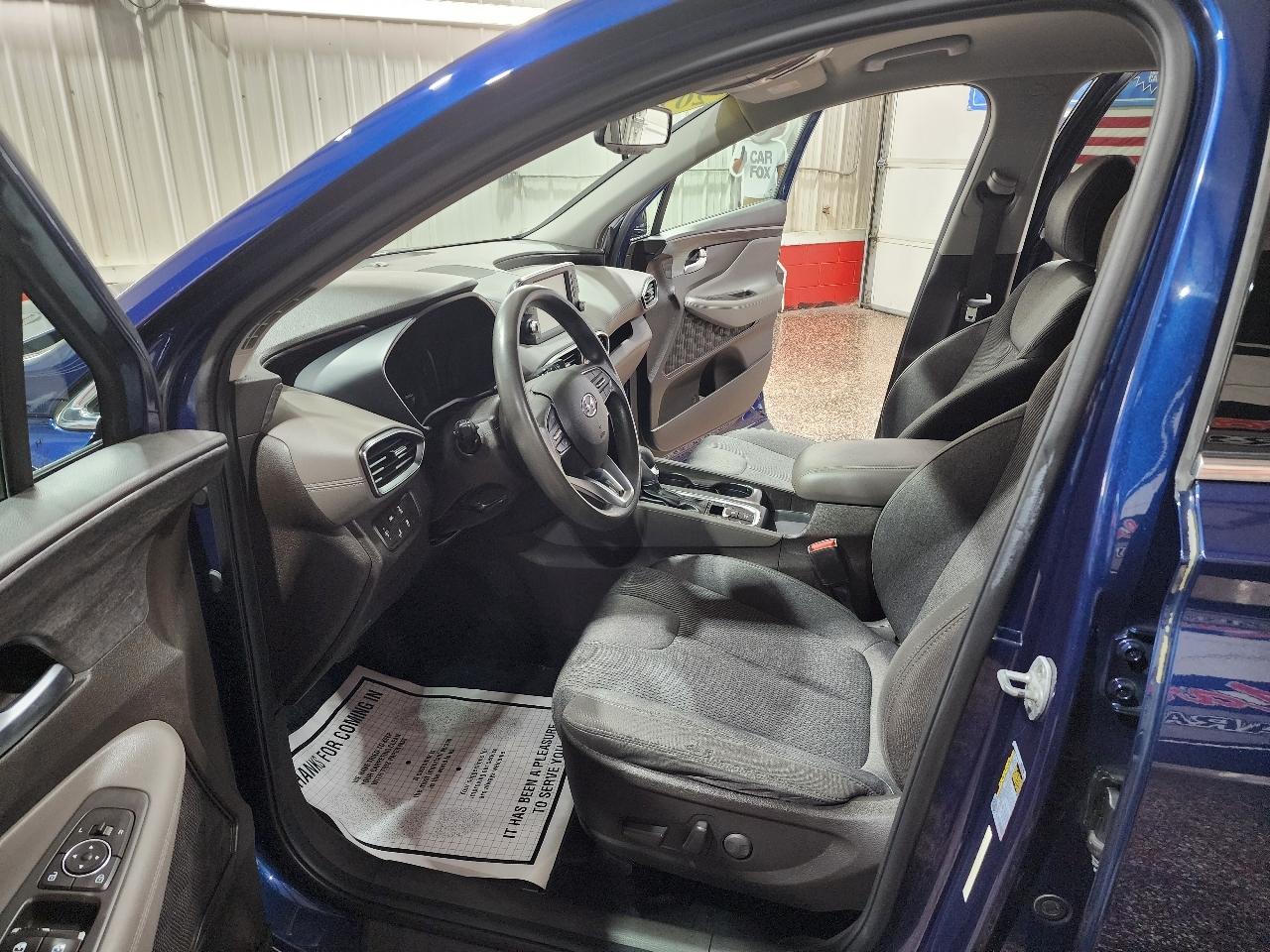 Hyundai Santa Fe SEL 2.4L Auto AWD 2020