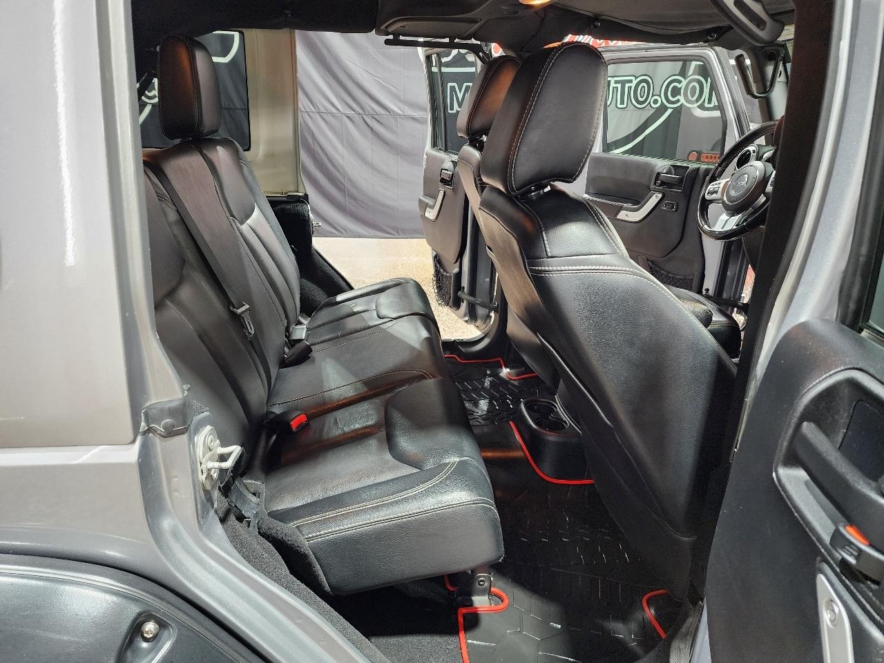 Jeep Wrangler Unlimited 4WD 4dr Rubicon Hard Rock 2016