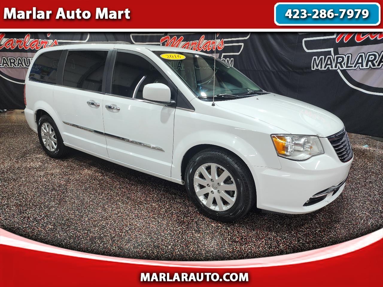 2016 Chrysler Town & Country 4dr Wgn Touring