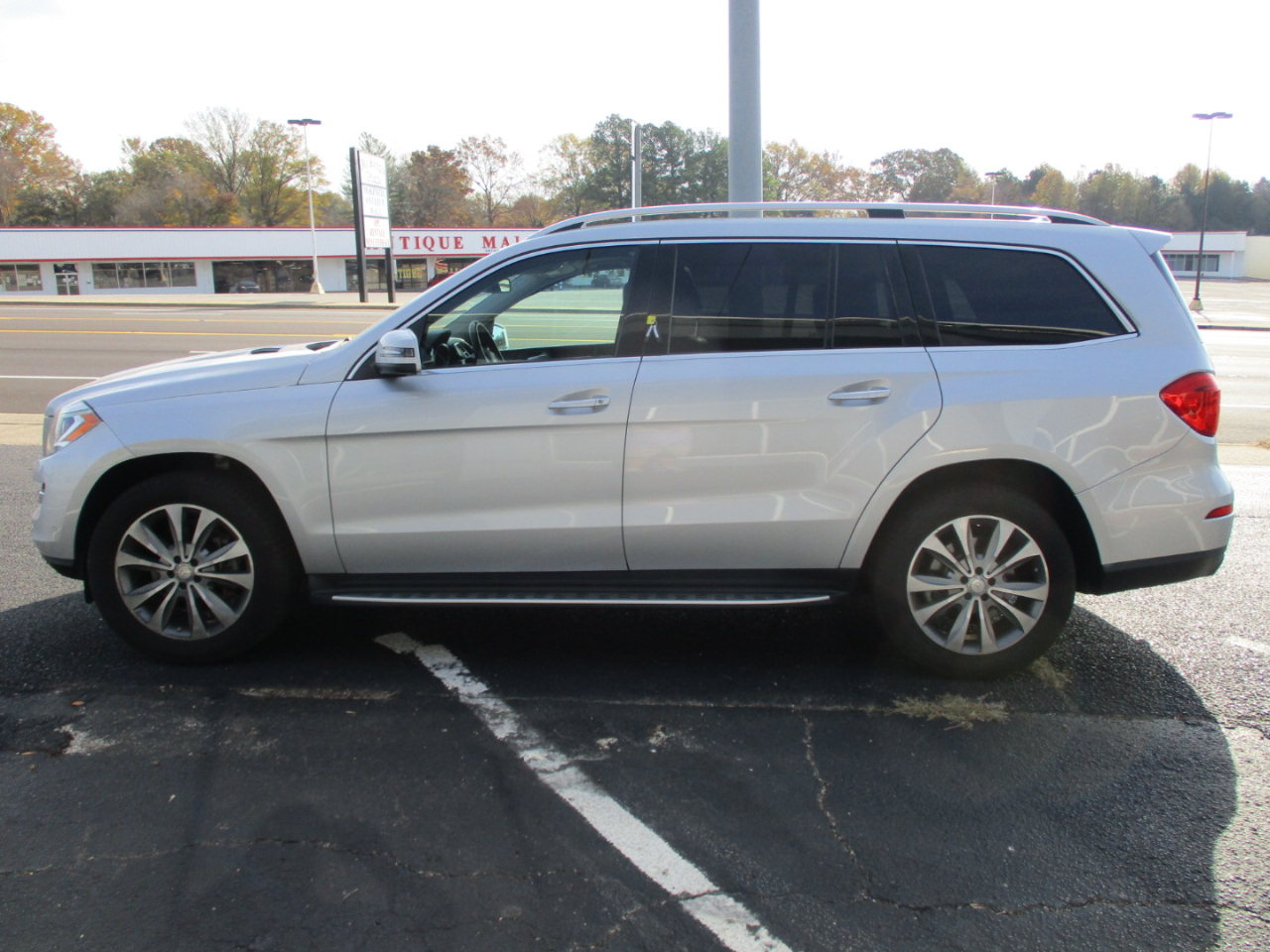 2014 Mercedes Benz GL 450 photo 2