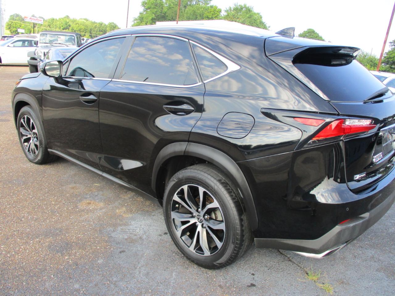 Lexus NX NX Turbo F Sport FWD 2017