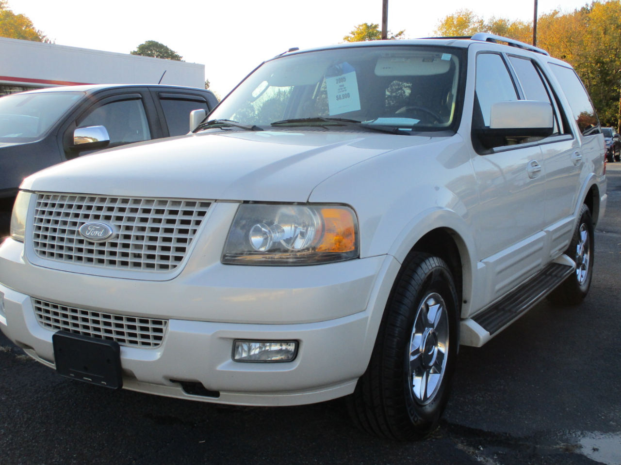 2005 Ford Expedition Limited photo 2