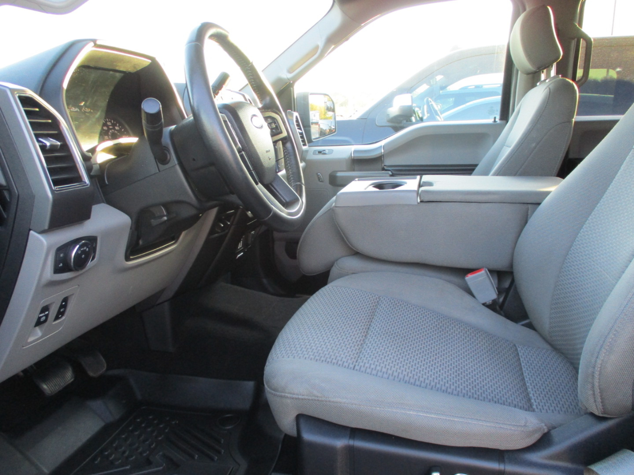 Ford F-150 XLT 4WD SuperCrew 5.5' Box 2018