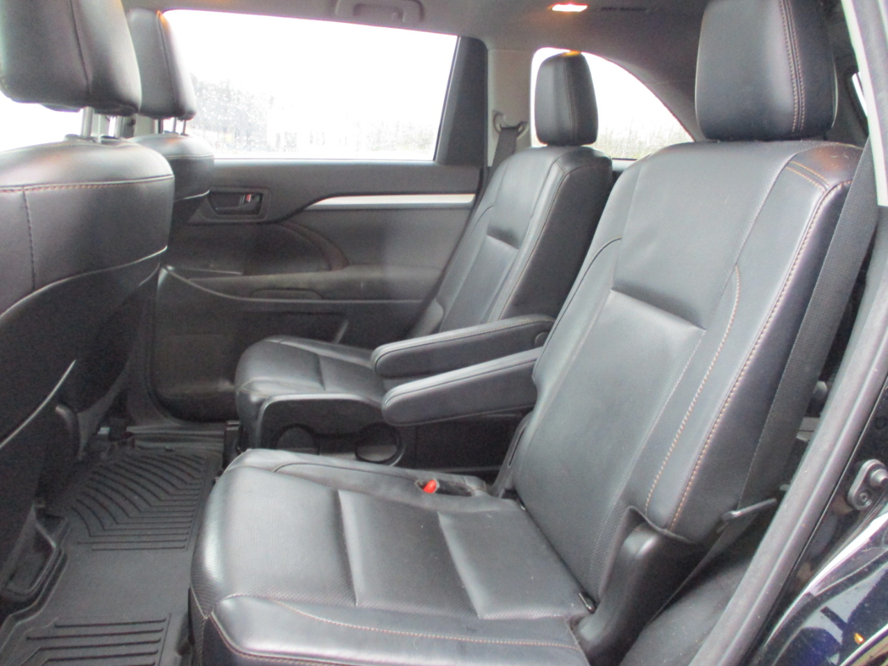 Toyota Highlander Hybrid Limited V6 AWD (Natl) 2017