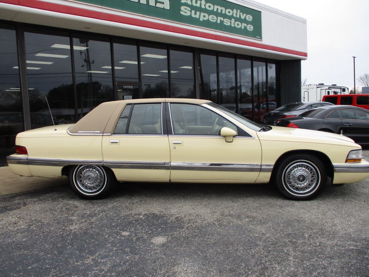 Buick Roadmaster 4dr Sedan 1992