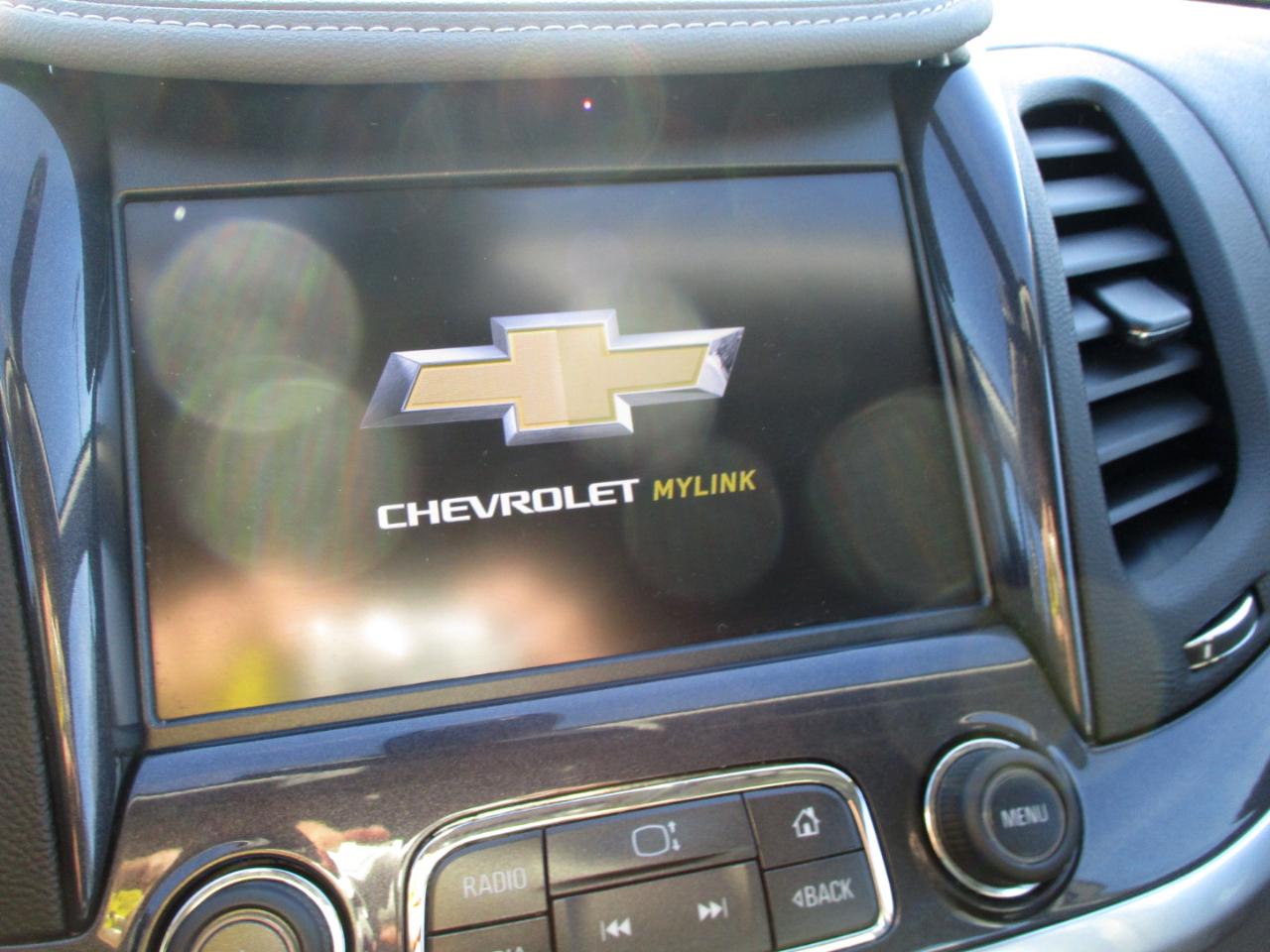 Chevrolet Impala 4dr Sdn LT w/1LT 2018