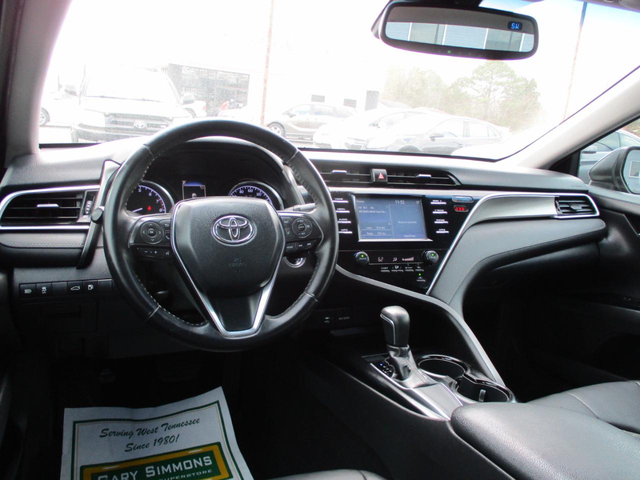 Toyota Camry XLE Auto (Natl) 2018