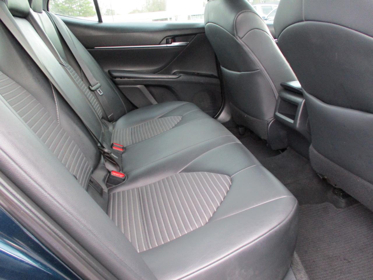 Toyota Camry XLE Auto (Natl) 2018