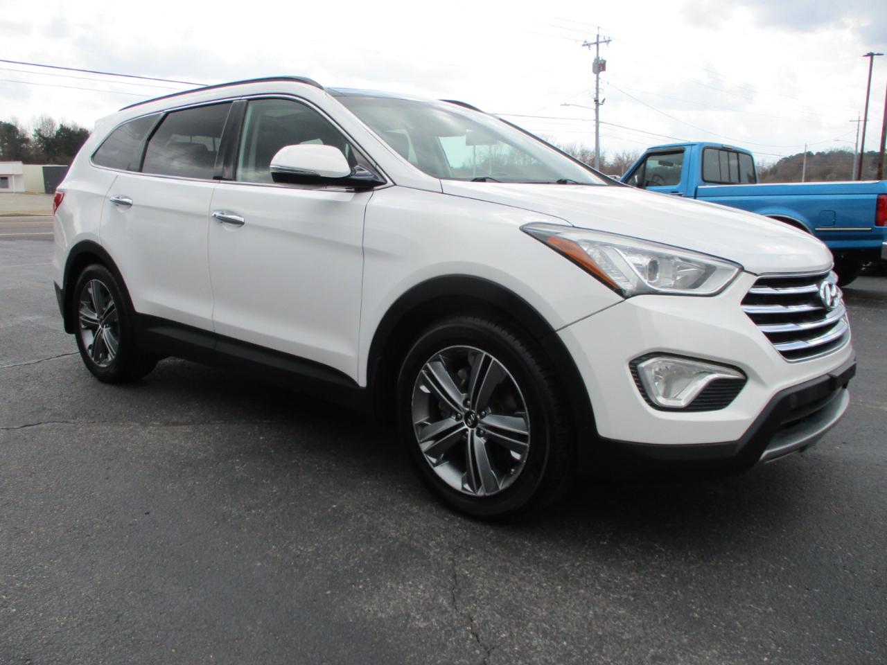 Hyundai Santa Fe FWD 4dr GLS 2015