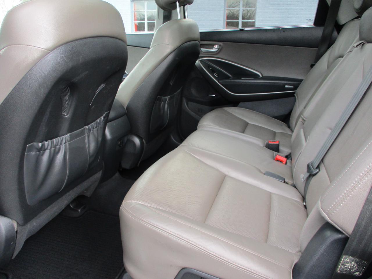 Hyundai Santa Fe FWD 4dr GLS 2015