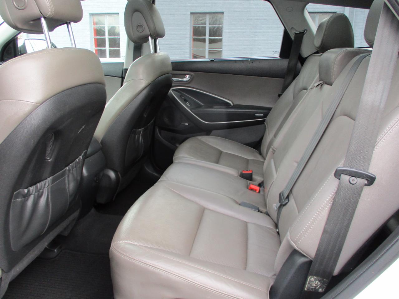 Hyundai Santa Fe FWD 4dr GLS 2015