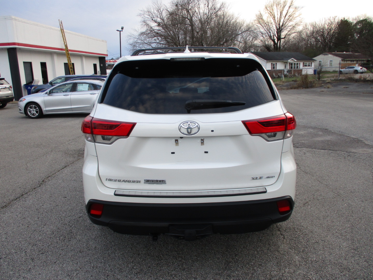 Toyota Highlander XLE V6 AWD (Natl) 2017