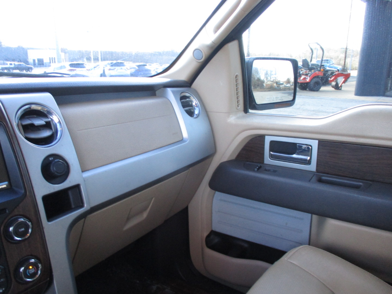 Ford F-150 2WD SuperCrew 145" King Ranch 2014