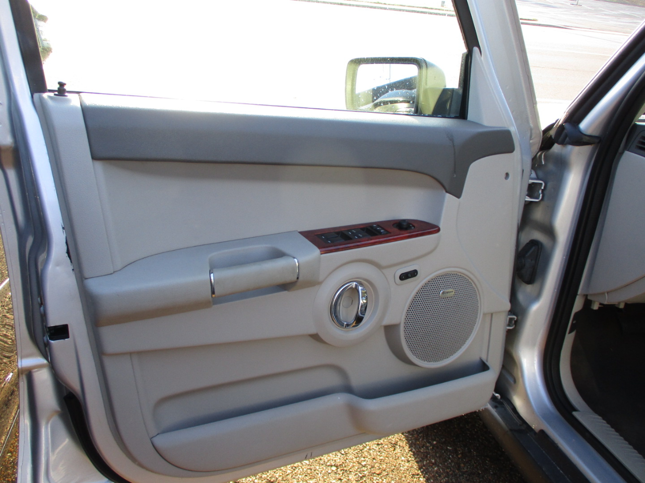 Jeep Commander 4WD 4dr Limited 2007