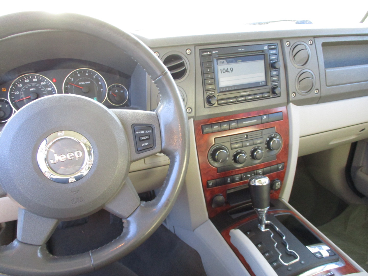 Jeep Commander 4WD 4dr Limited 2007