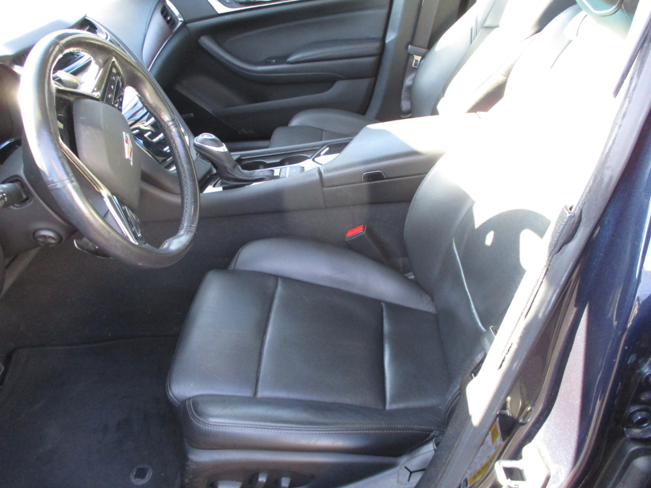 Cadillac CTS Sedan 4dr Sdn 2.0L Turbo Luxury AWD 2018