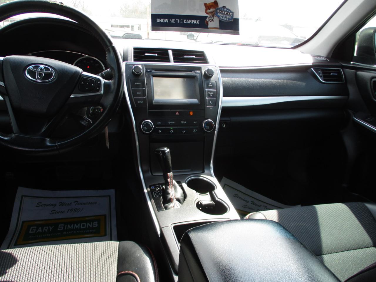 Toyota Camry 4dr Sdn I4 Auto SE w/Special Edition Pkg (Natl) 2016