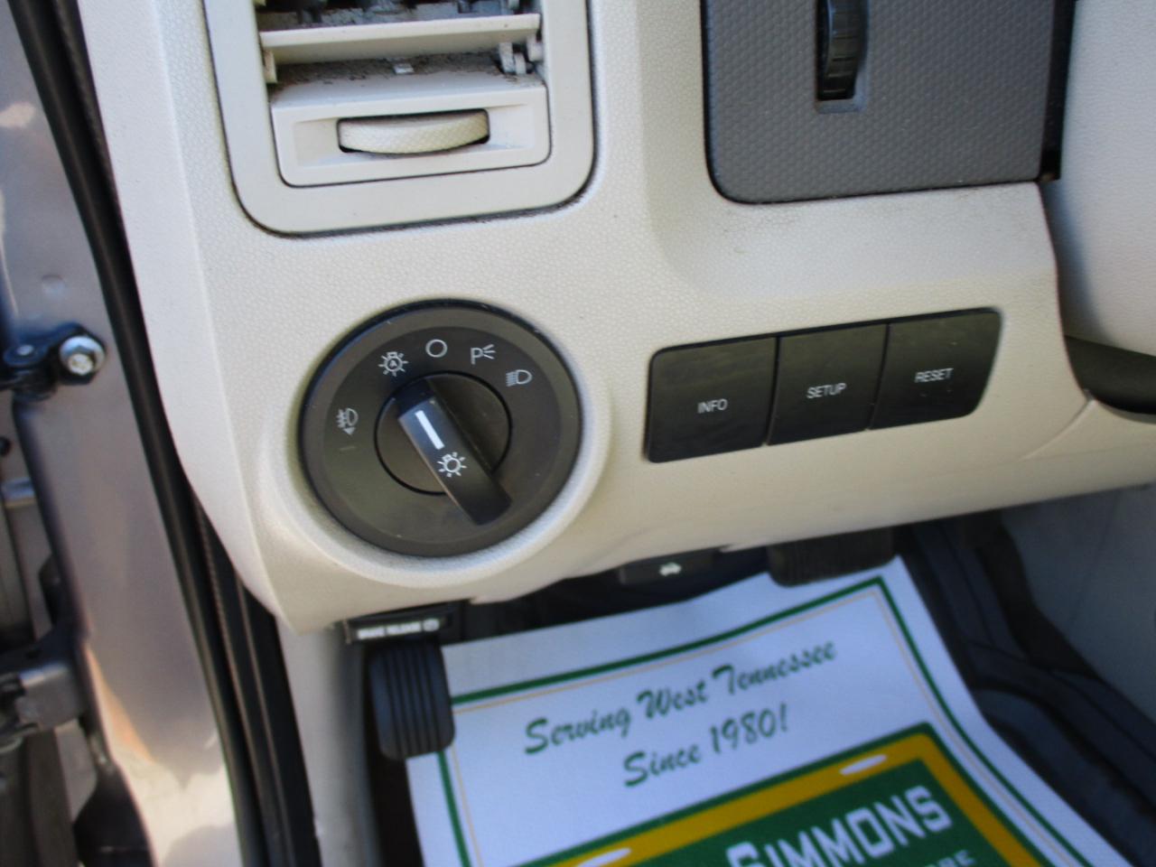 Ford Escape FWD 4dr I4 CVT Hybrid 2008