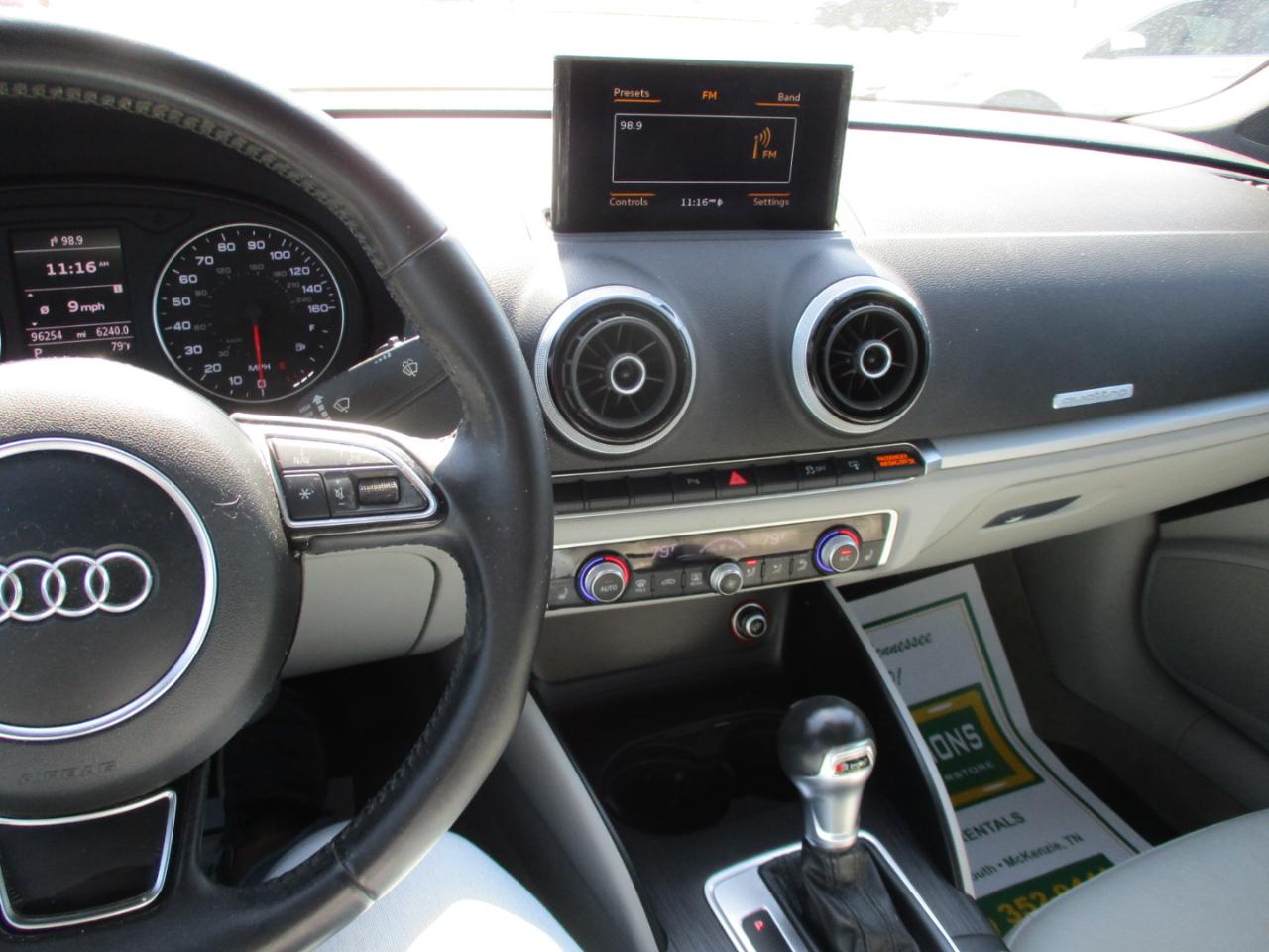 Audi A3 4dr Sdn quattro 2.0T Premium 2016