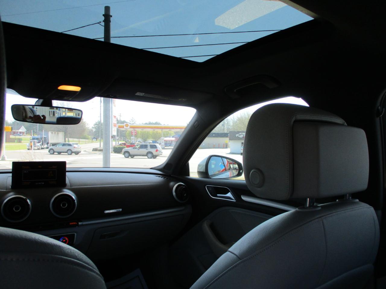 Audi A3 4dr Sdn quattro 2.0T Premium 2016