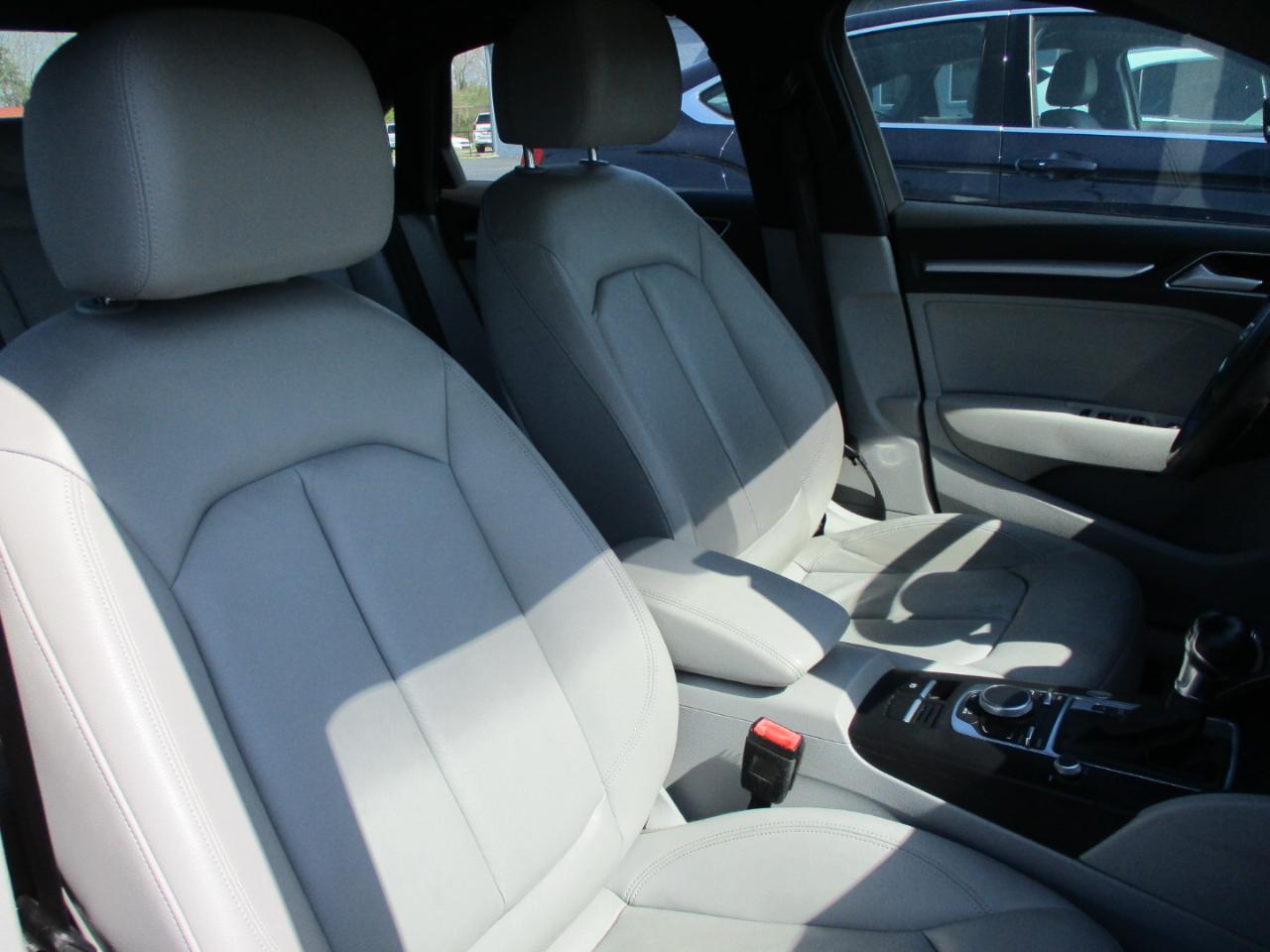 Audi A3 4dr Sdn quattro 2.0T Premium 2016