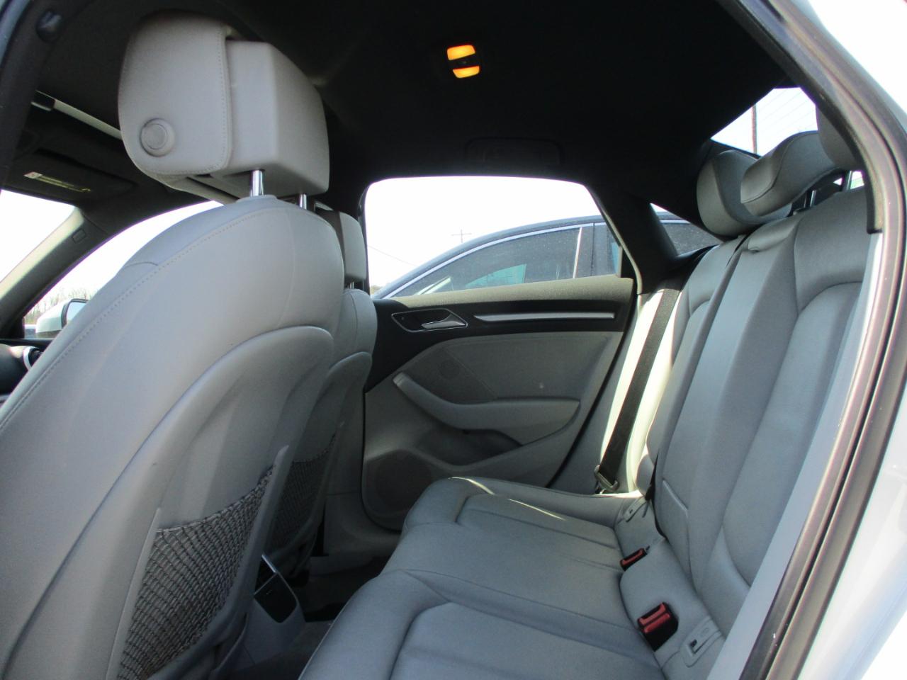 Audi A3 4dr Sdn quattro 2.0T Premium 2016