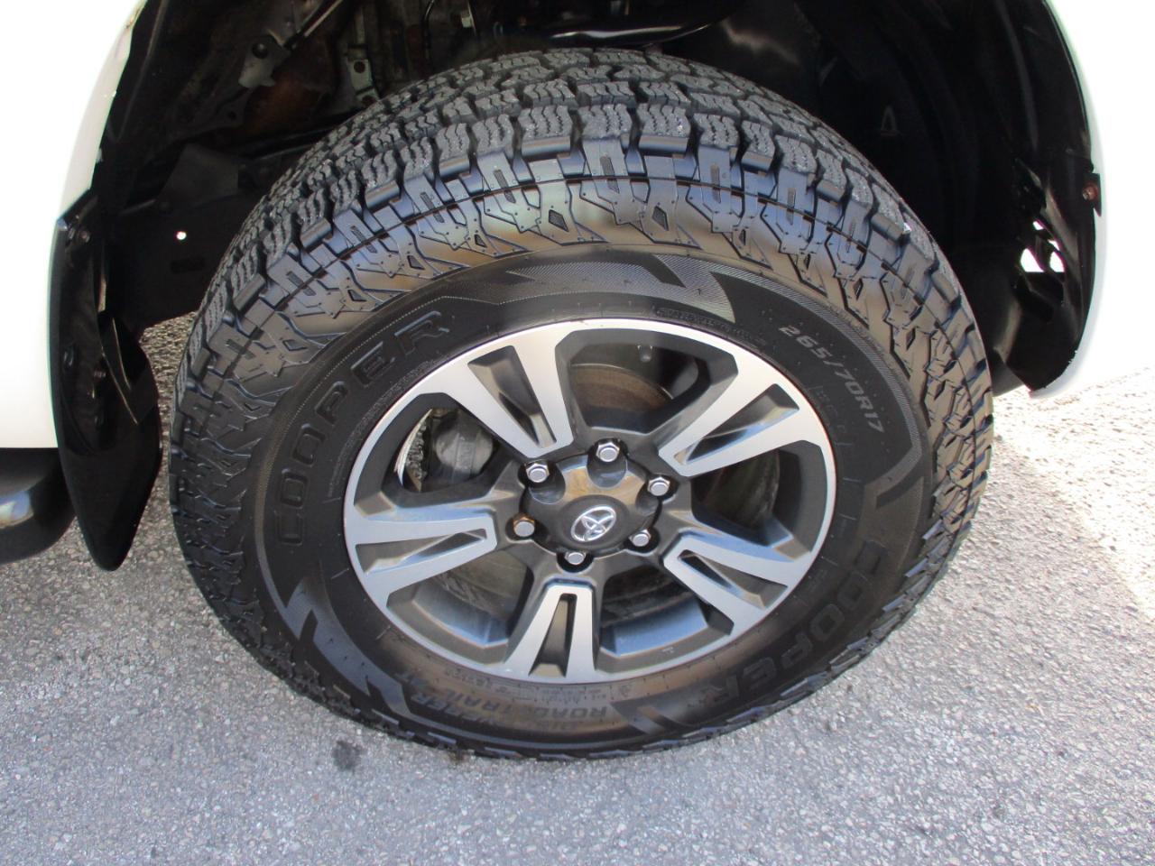 Toyota 4Runner 4dr SR5 V6 Auto 4WD (Natl) 2005