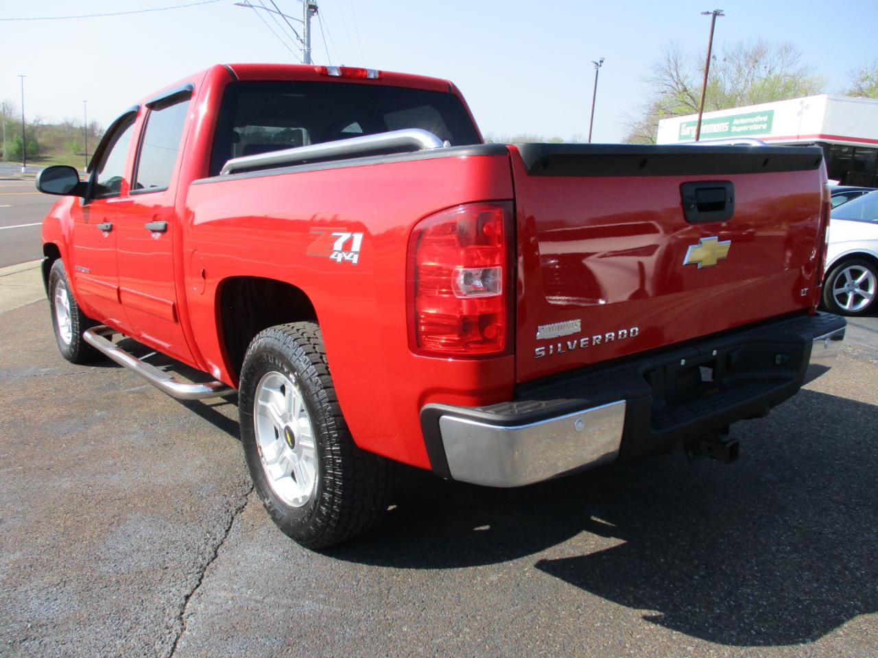 Chevrolet Silverado 1500 4WD Crew Cab 143.5" LT 2012
