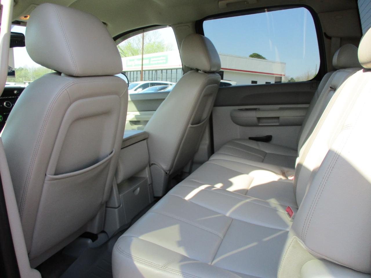 Chevrolet Silverado 1500 4WD Crew Cab 143.5" LT 2012