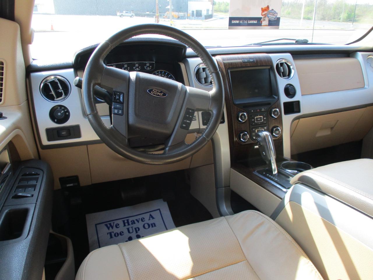 Ford F-150 4WD SuperCrew 145" Lariat 2014