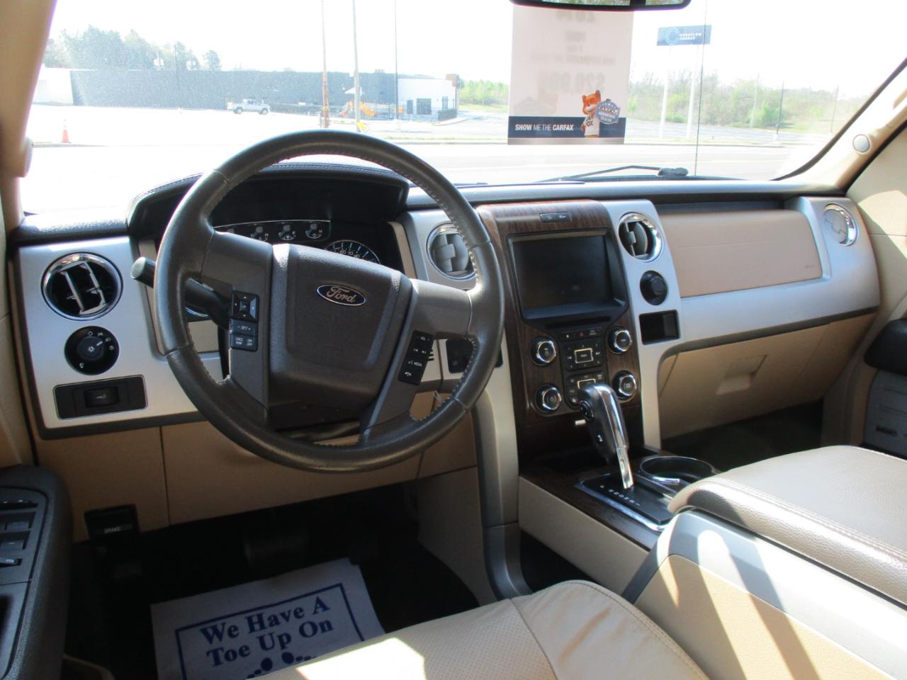 Ford F-150 4WD SuperCrew 145" Lariat 2014