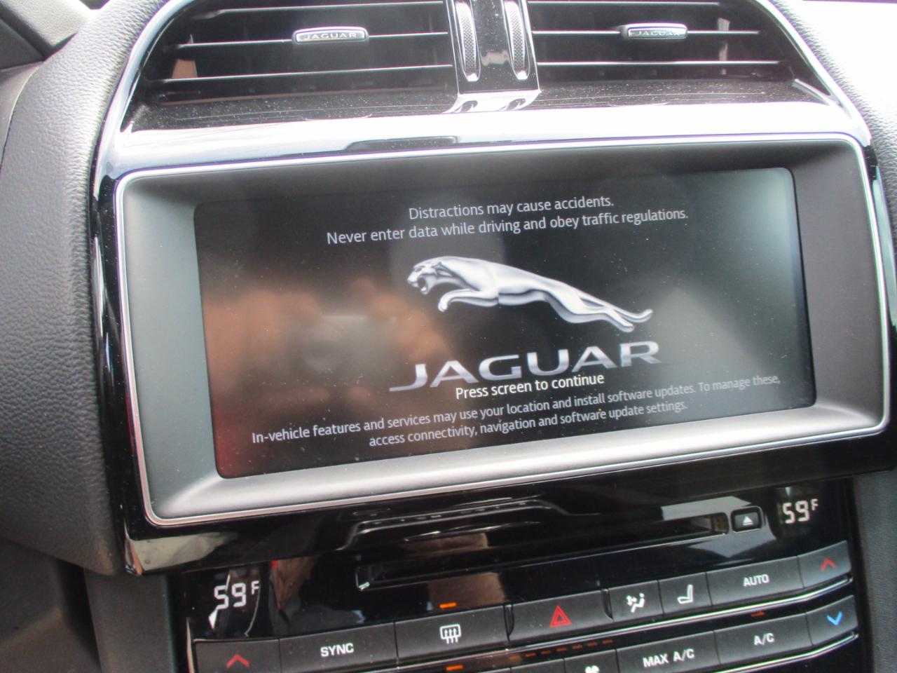 Jaguar F-Pace 25t Prestige AWD 2018