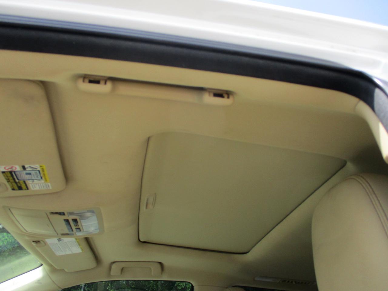 Toyota Highlander FWD 4dr V6 XLE (Natl) 2014