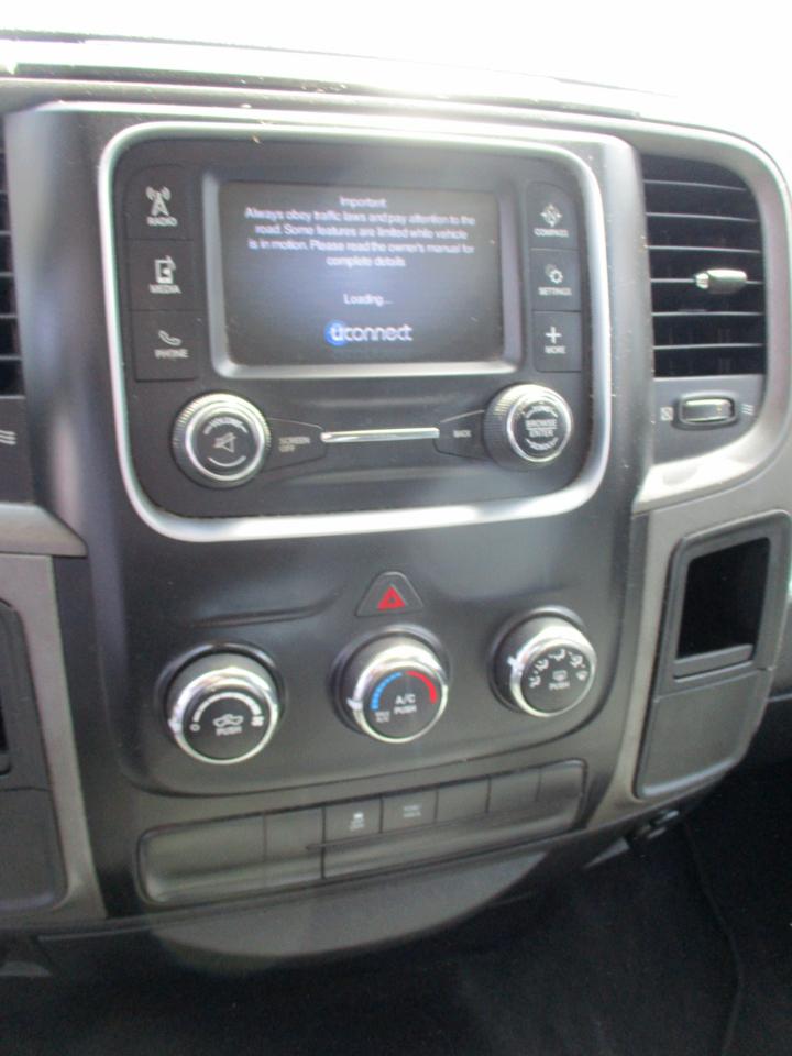 RAM 1500 2WD Crew Cab 140.5" Express 2014