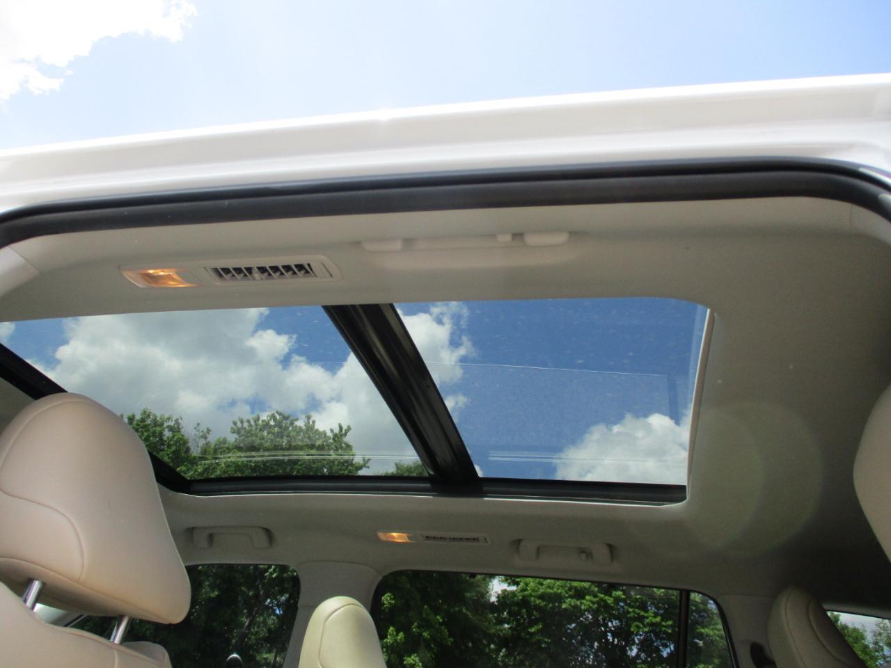Toyota Highlander Platinum AWD (Natl) 2023