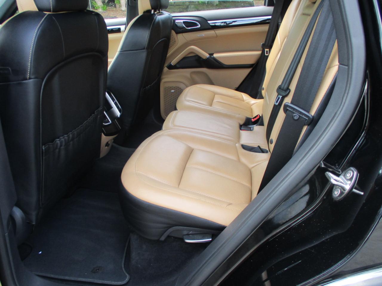 Porsche Cayenne AWD 4dr 2016