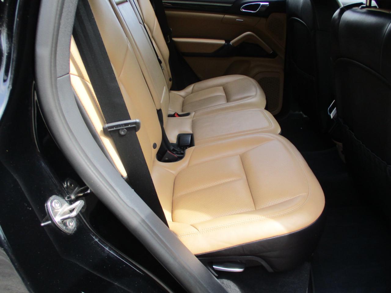 Porsche Cayenne AWD 4dr 2016